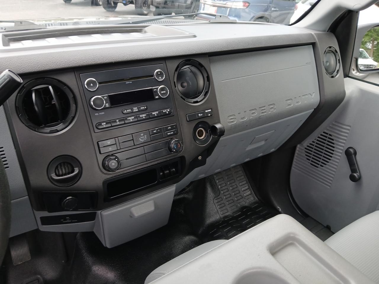 Ford F-250 SD XLT 2WD 2015