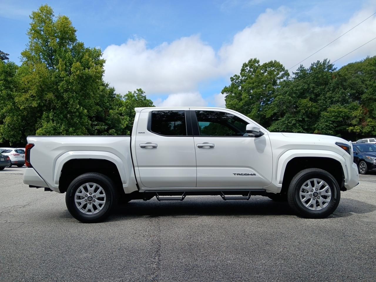 Toyota Tacoma SR5 Dbl Cab 4WD at 2024