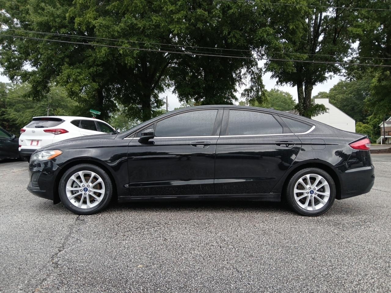 Ford Fusion SE 2020