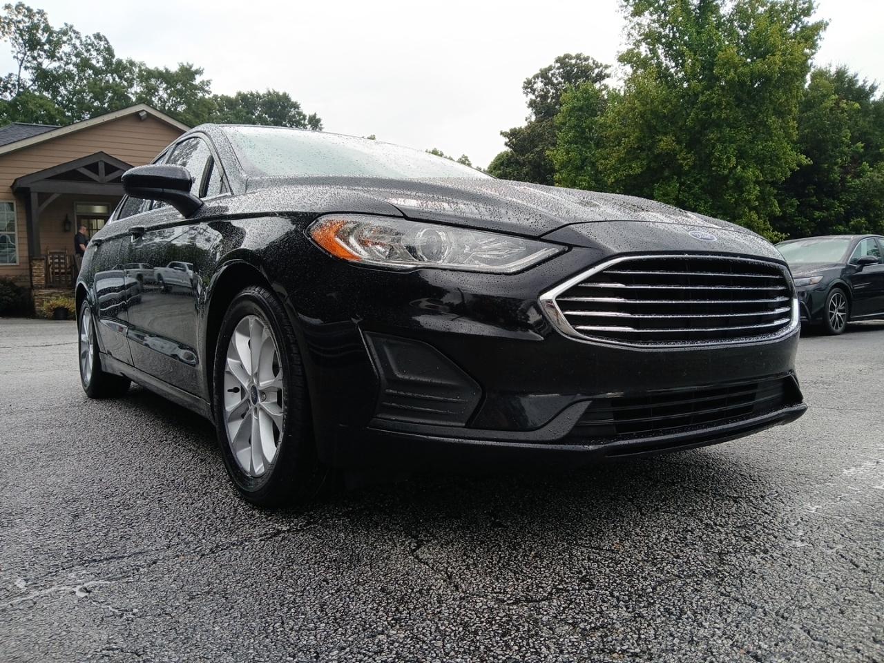 Ford Fusion SE 2020