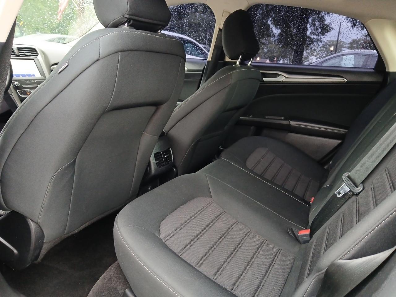 Ford Fusion SE 2020