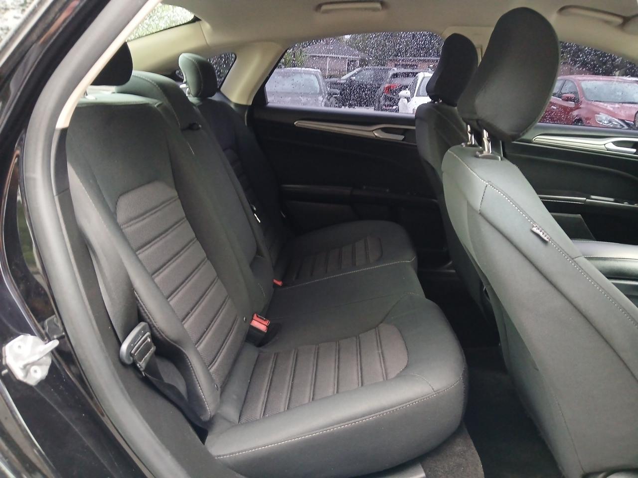 Ford Fusion SE 2020