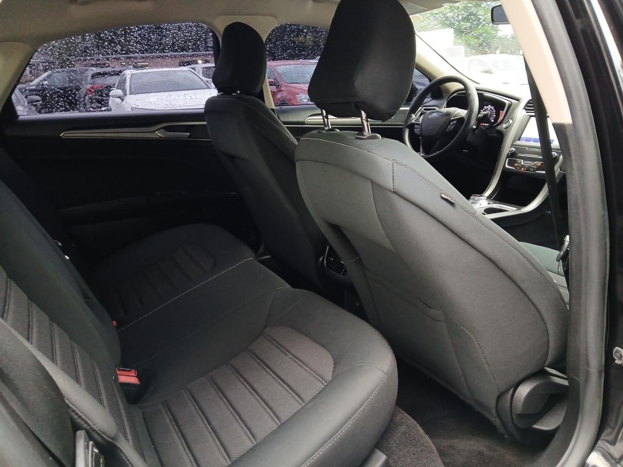 Ford Fusion SE 2020