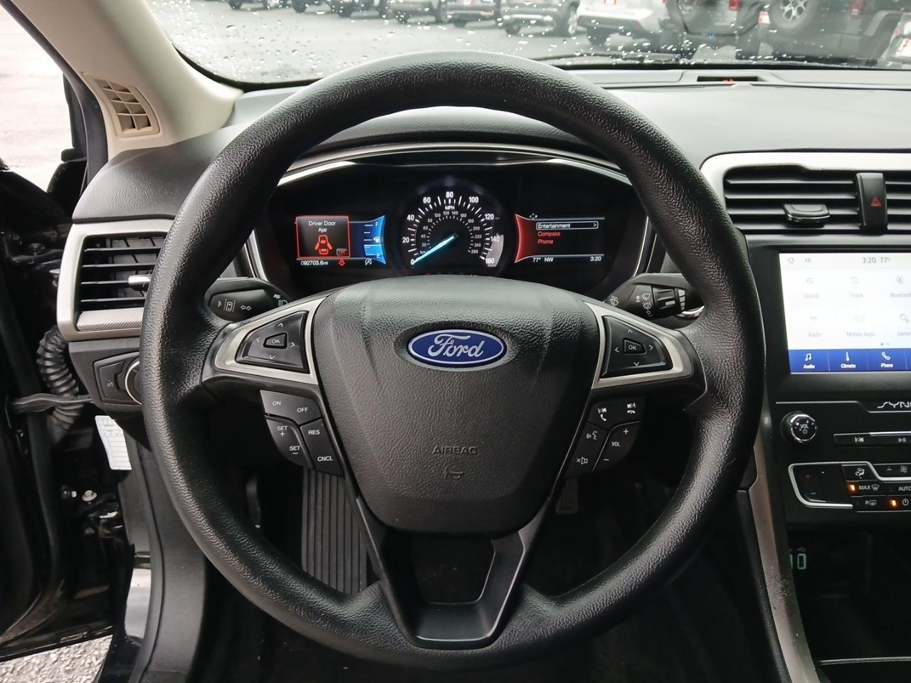 Ford Fusion SE 2020