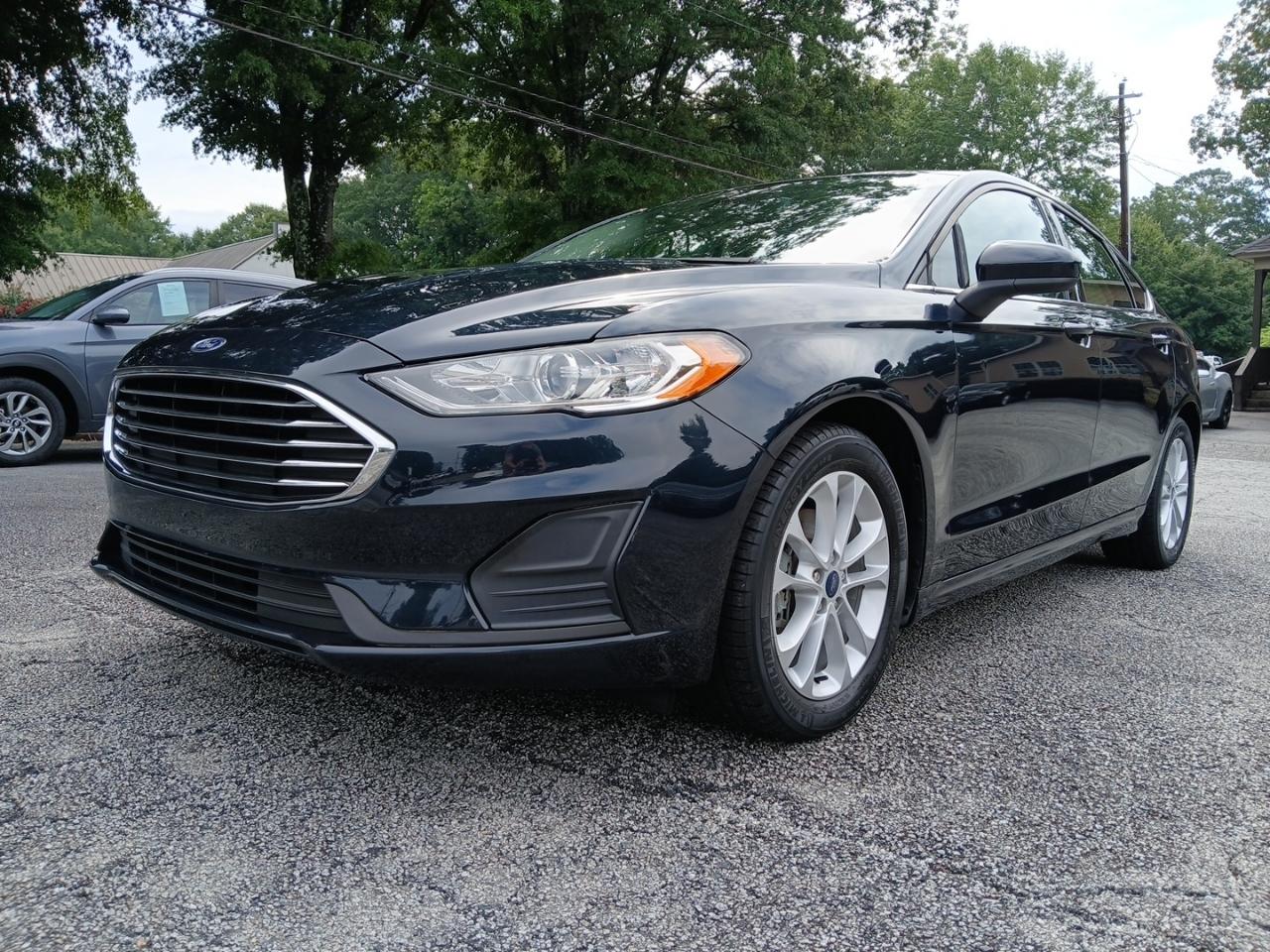 Ford Fusion SE 2020