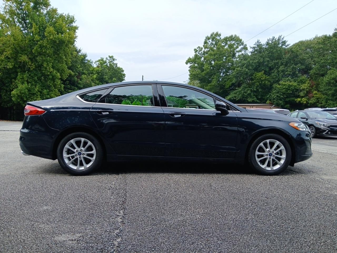 Ford Fusion SE 2020