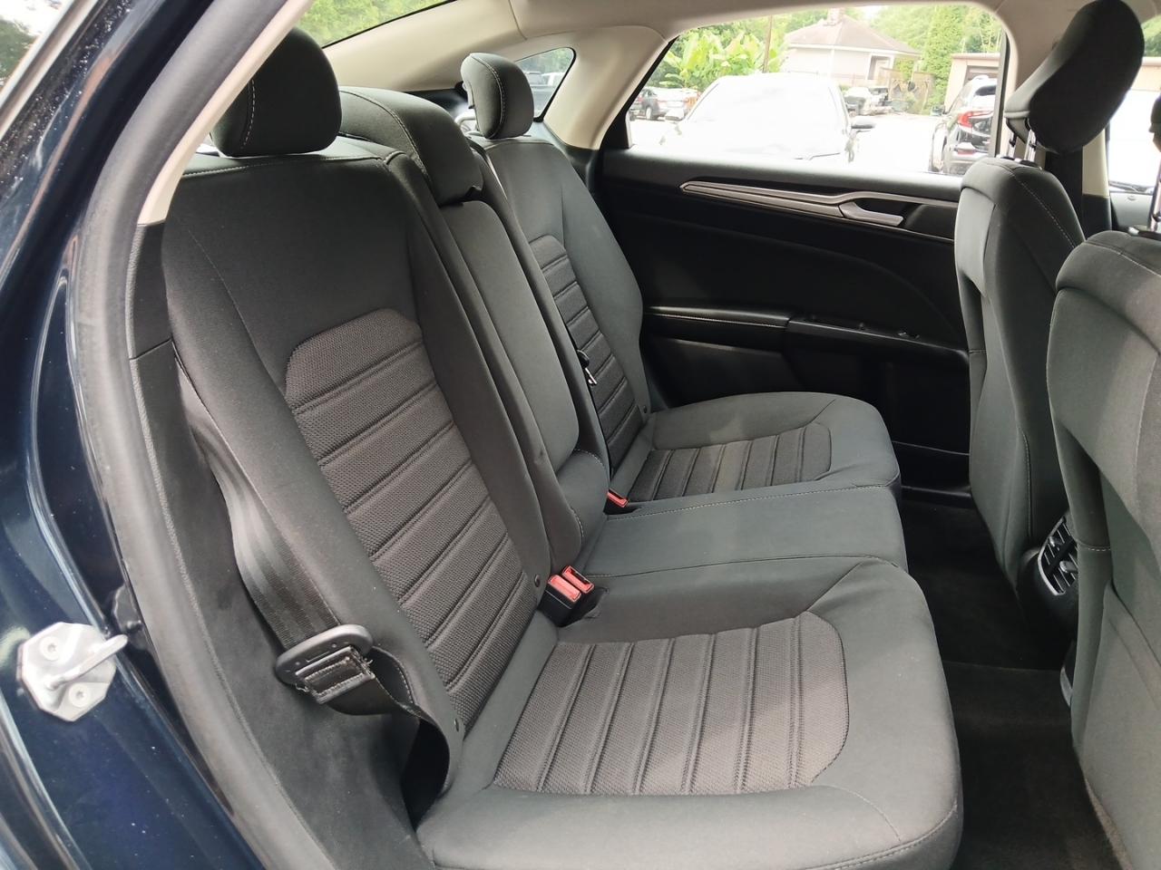 Ford Fusion SE 2020