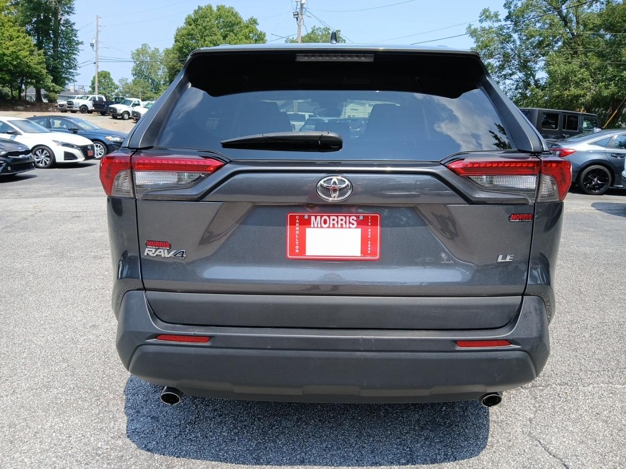 Toyota RAV4 LE 2021