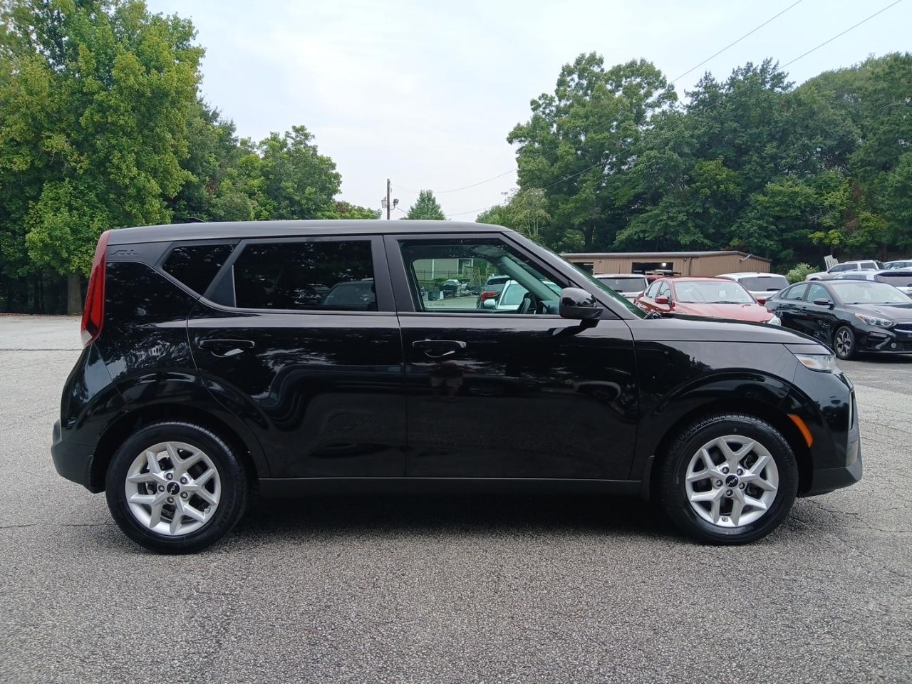 Kia Soul LX CVT 2022