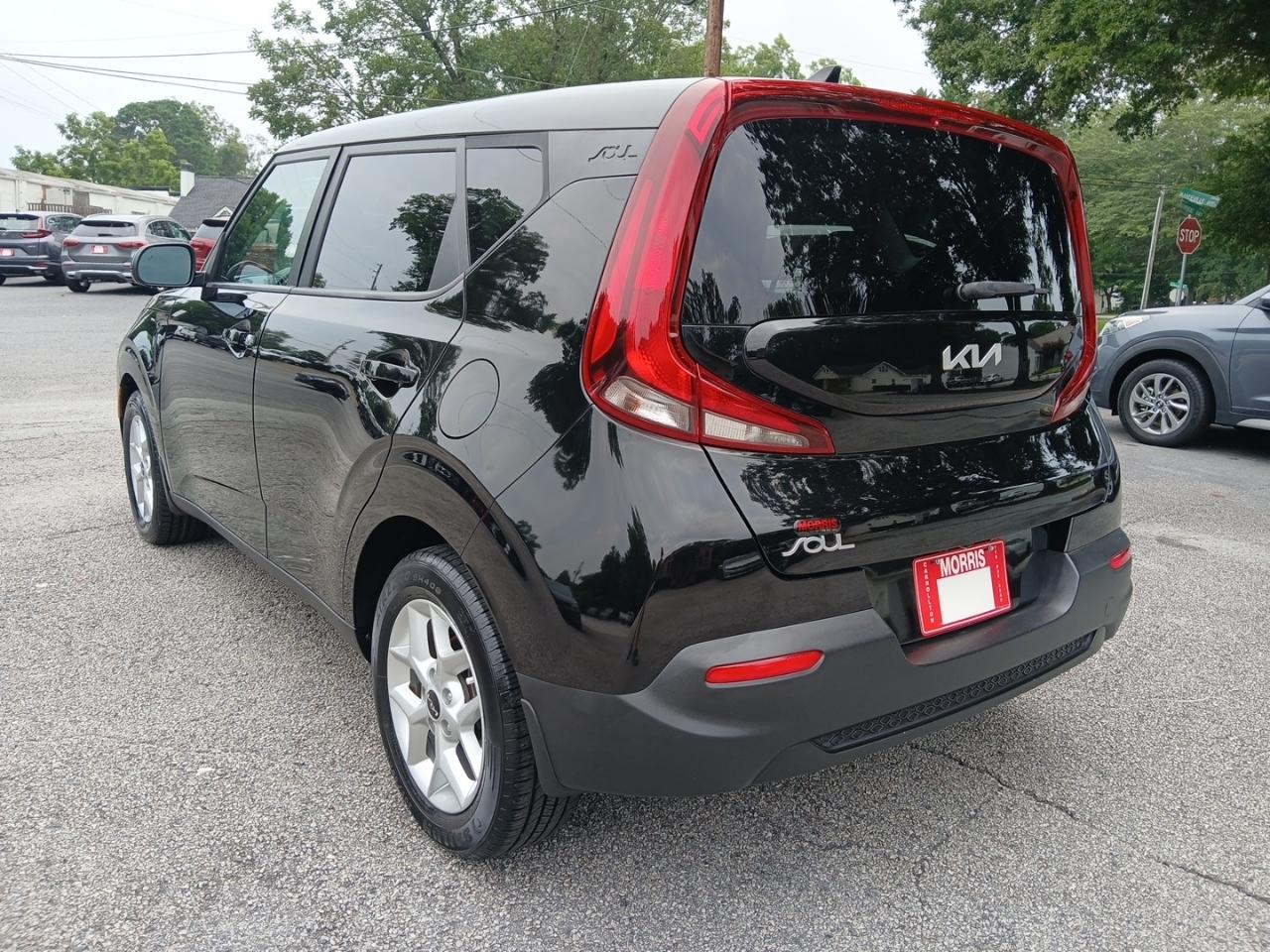 Kia Soul LX CVT 2022
