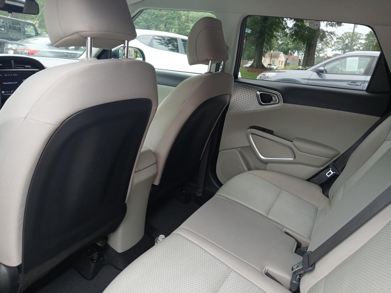 Kia Soul LX CVT 2022