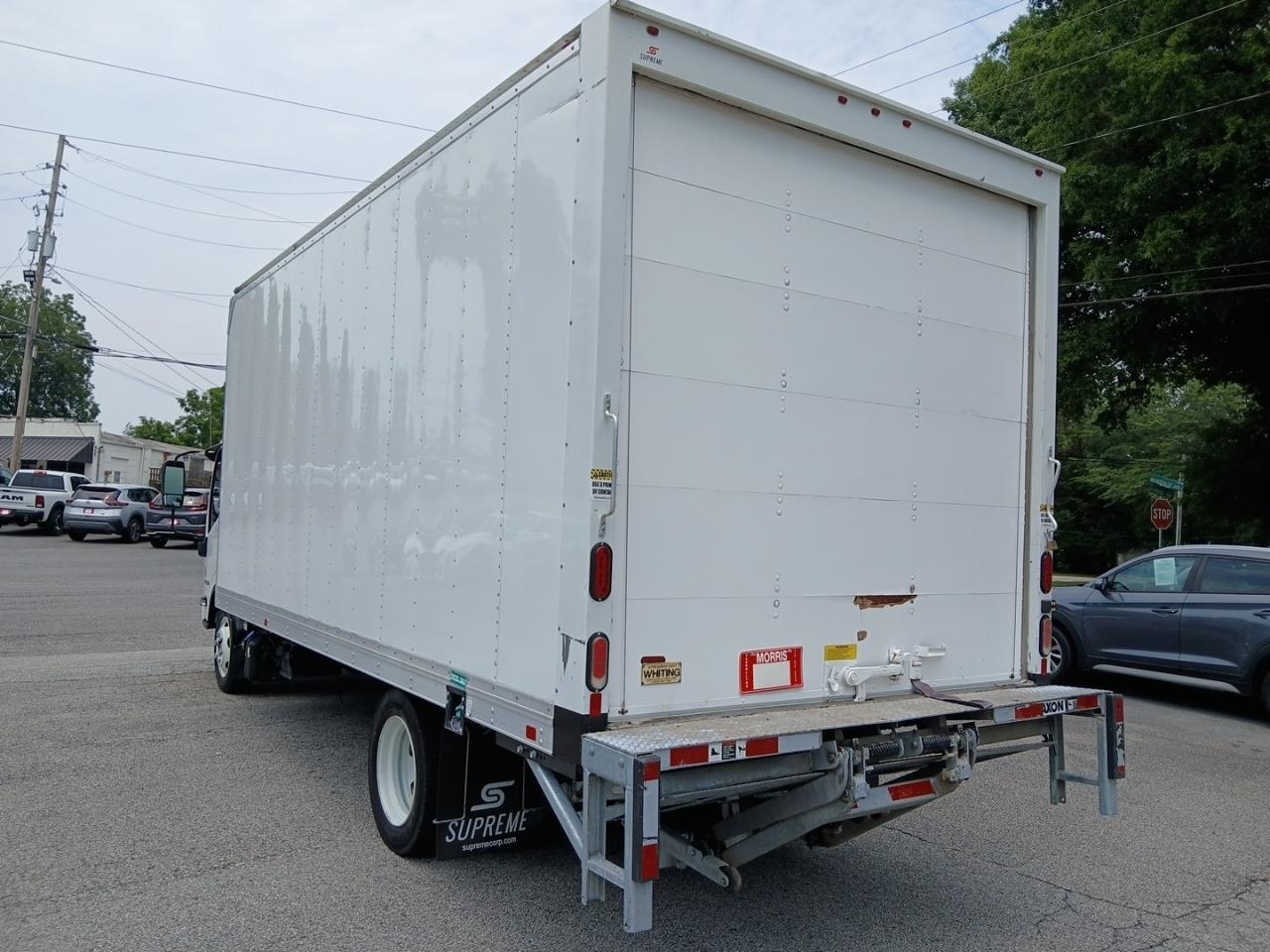 Isuzu NQR  2021