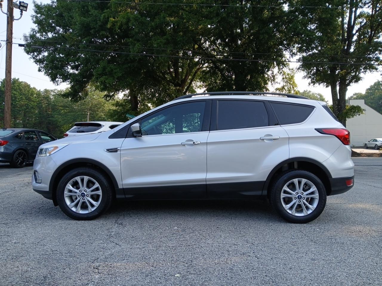 2019 Ford Escape SEL FWD