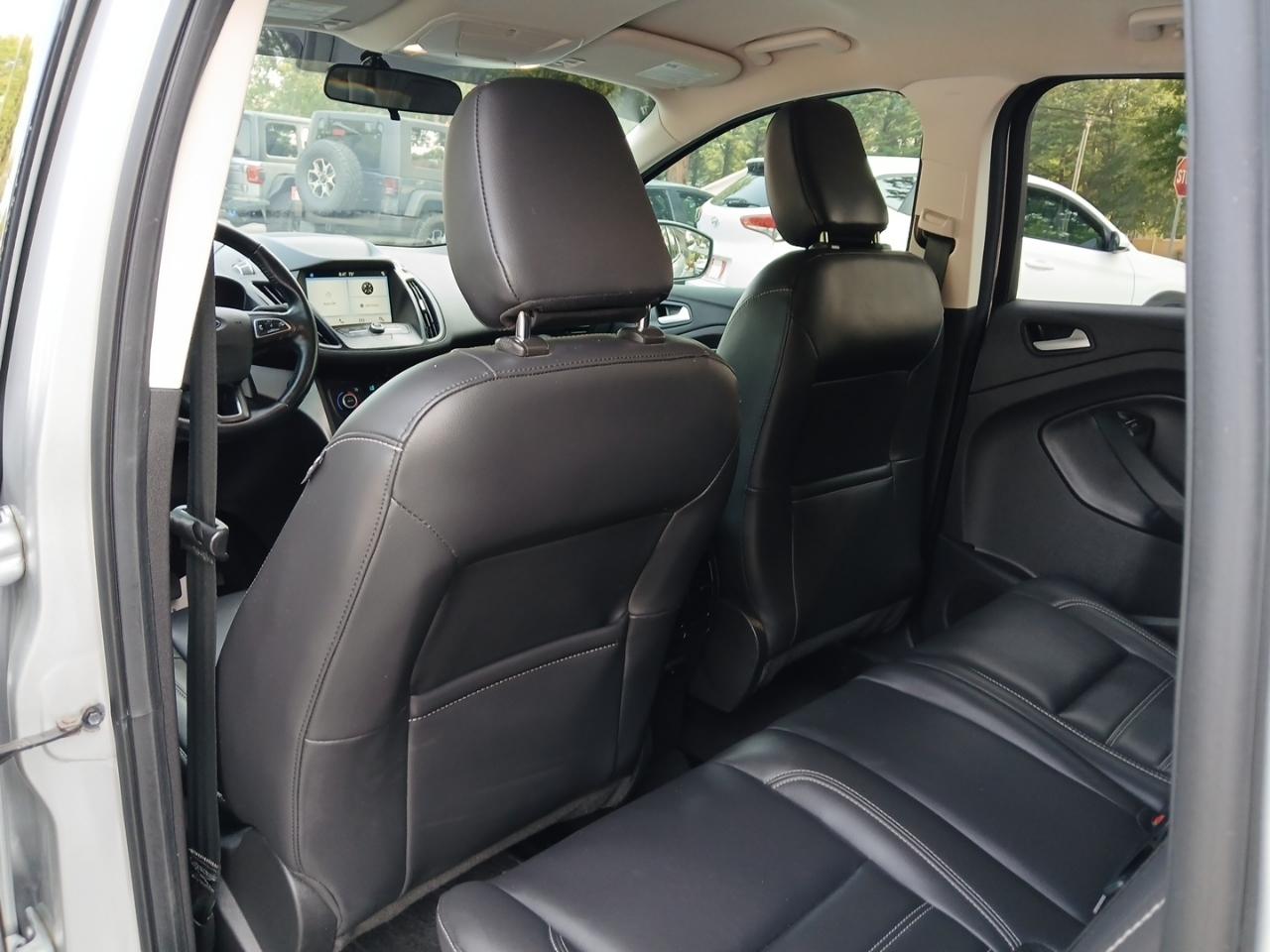 Ford Escape SEL FWD 2019