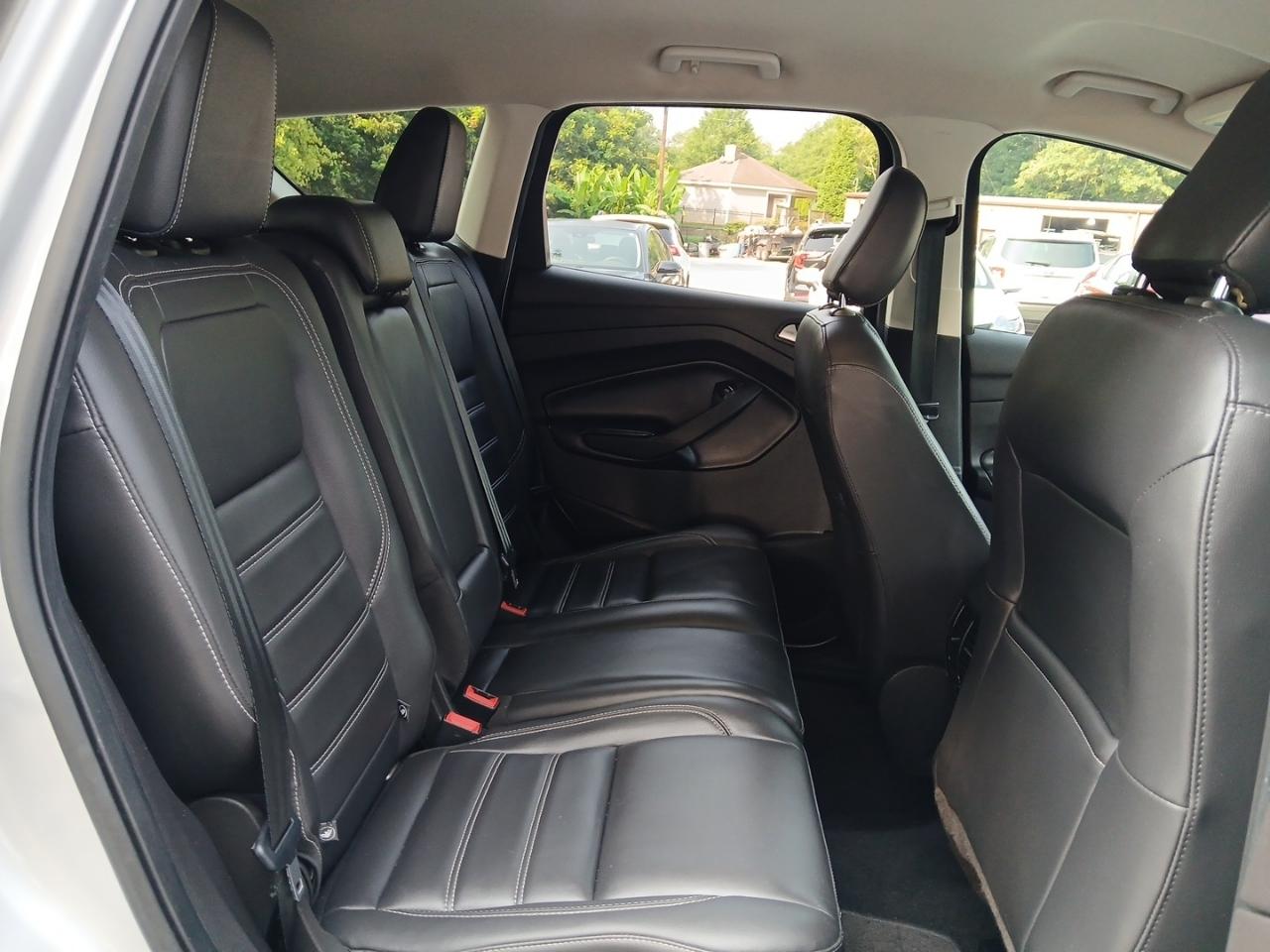 Ford Escape SEL FWD 2019