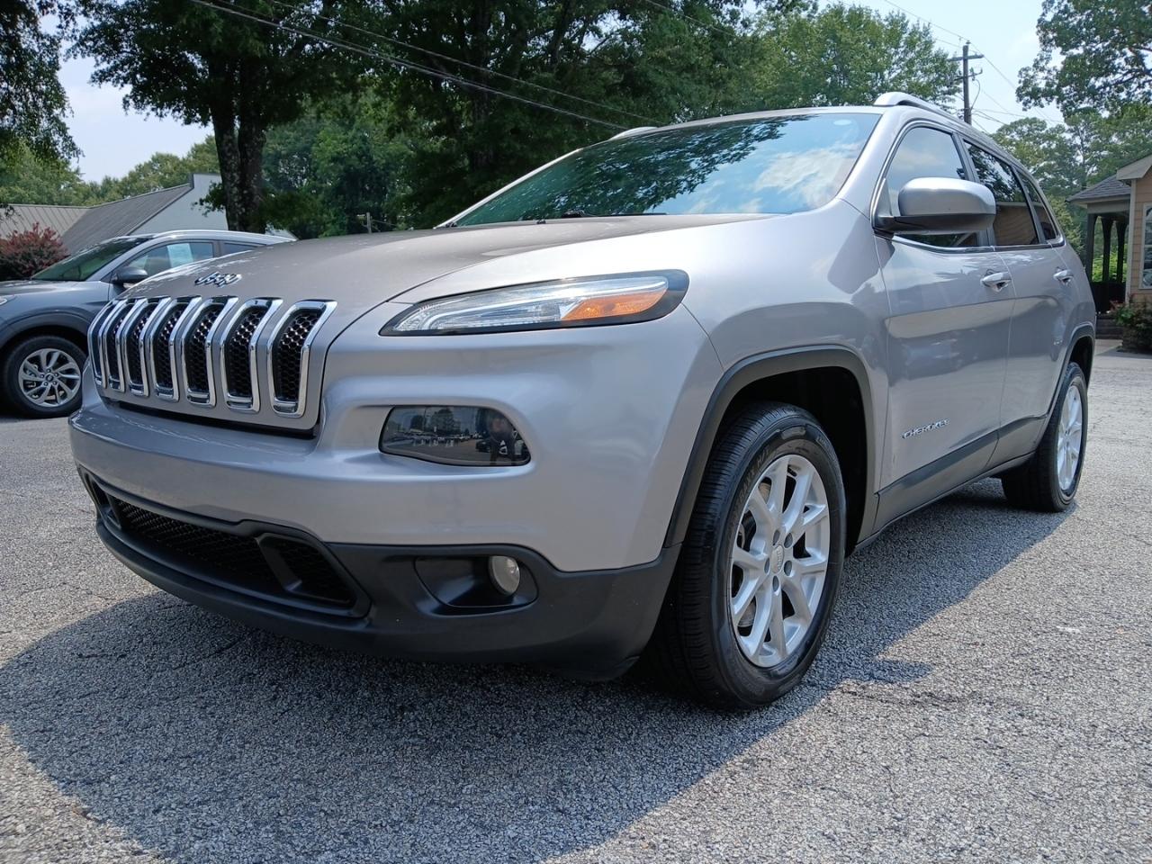 Jeep Cherokee Latitude FWD 2018