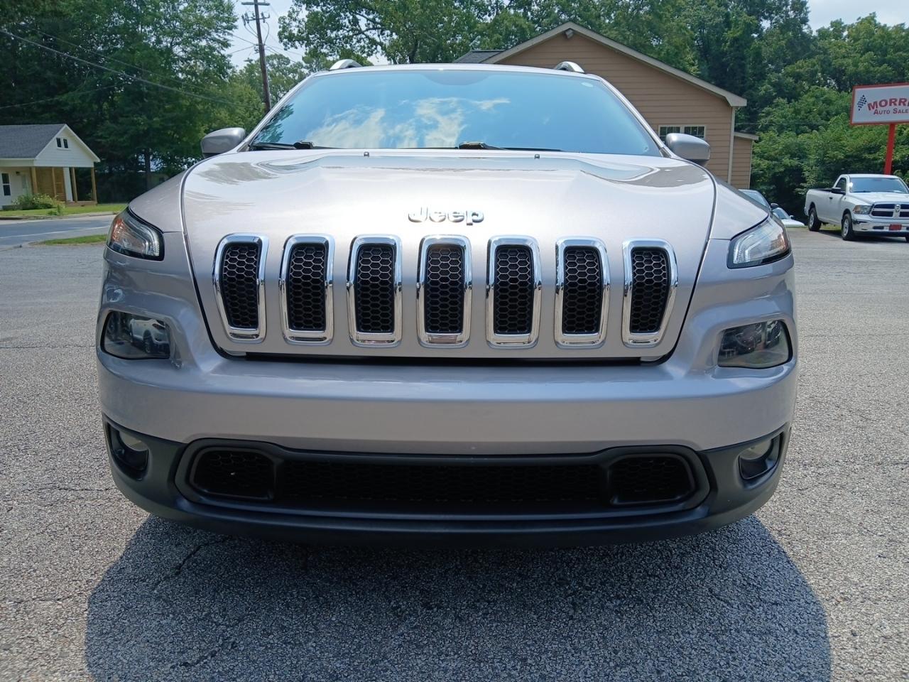 Jeep Cherokee Latitude FWD 2018