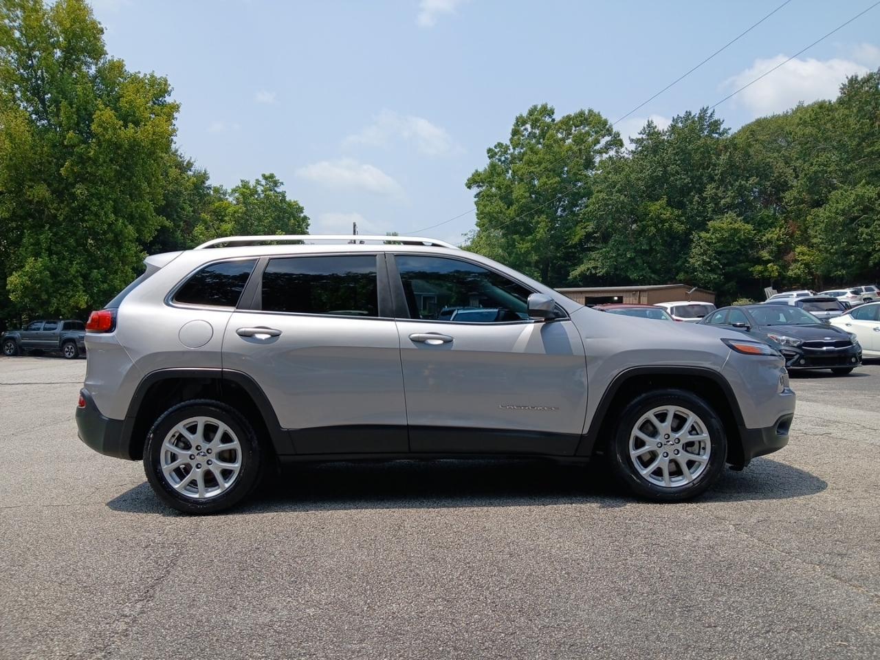 Jeep Cherokee Latitude FWD 2018