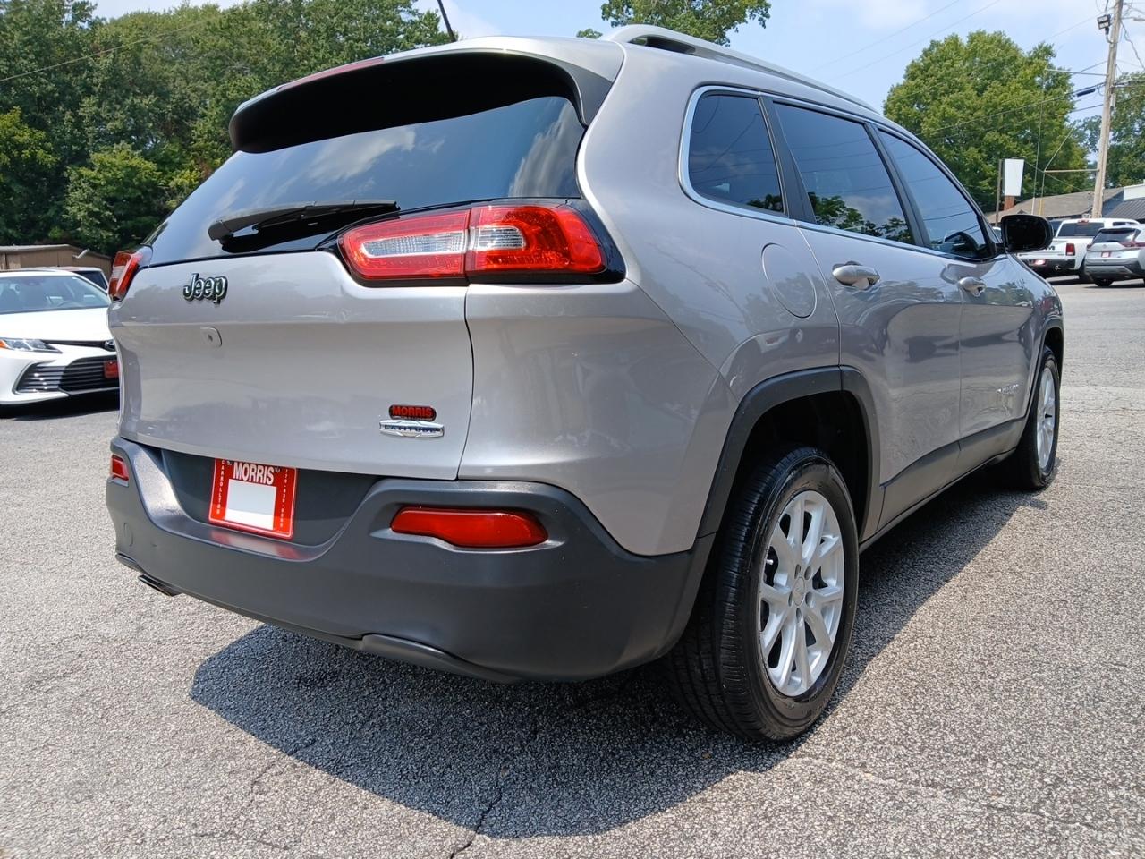 Jeep Cherokee Latitude FWD 2018