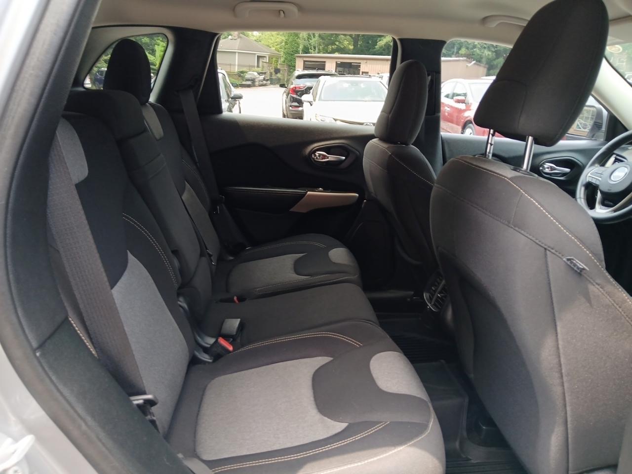 Jeep Cherokee Latitude FWD 2018