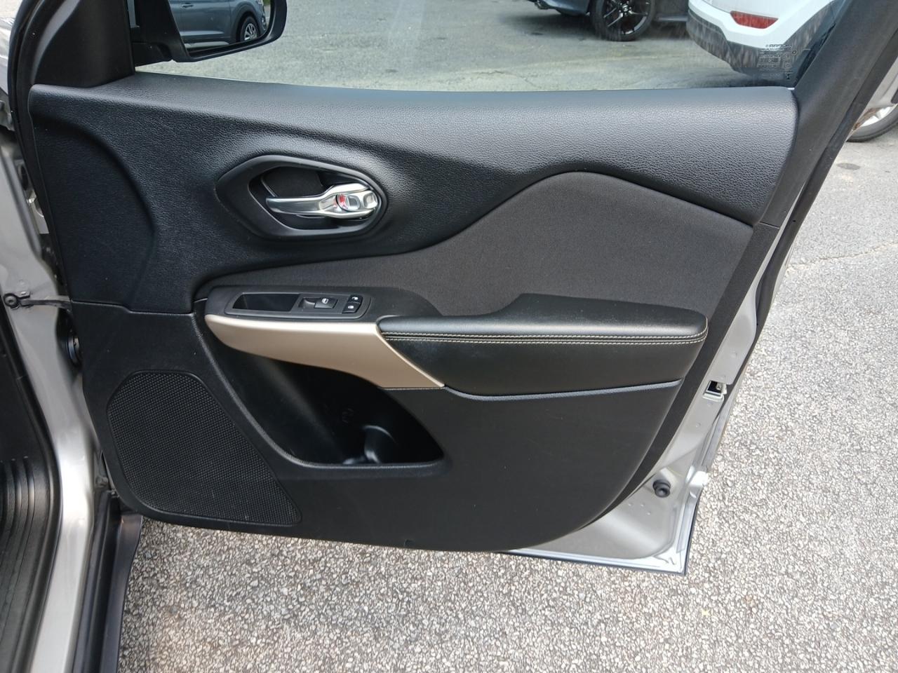 Jeep Cherokee Latitude FWD 2018