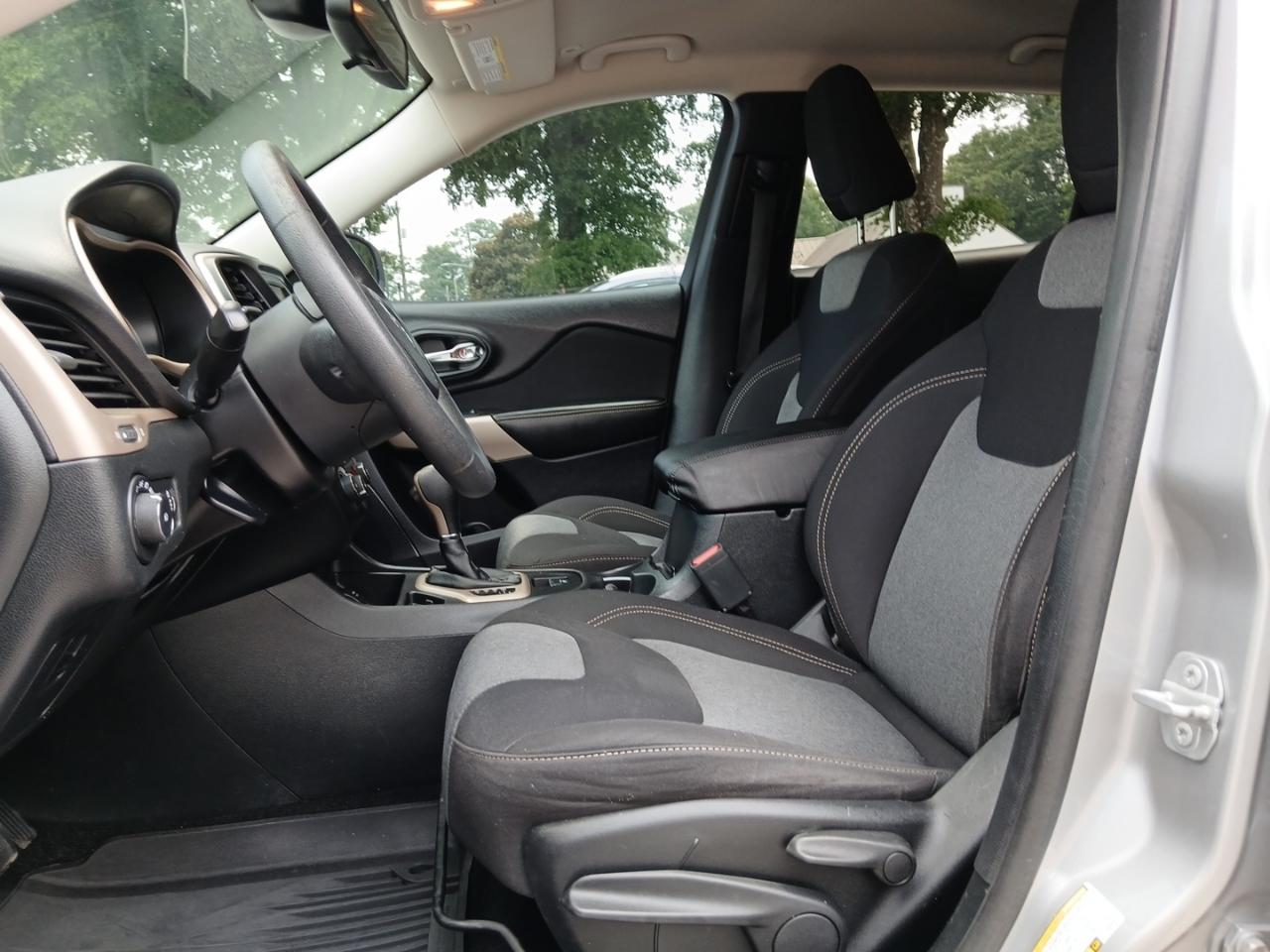 Jeep Cherokee Latitude FWD 2018