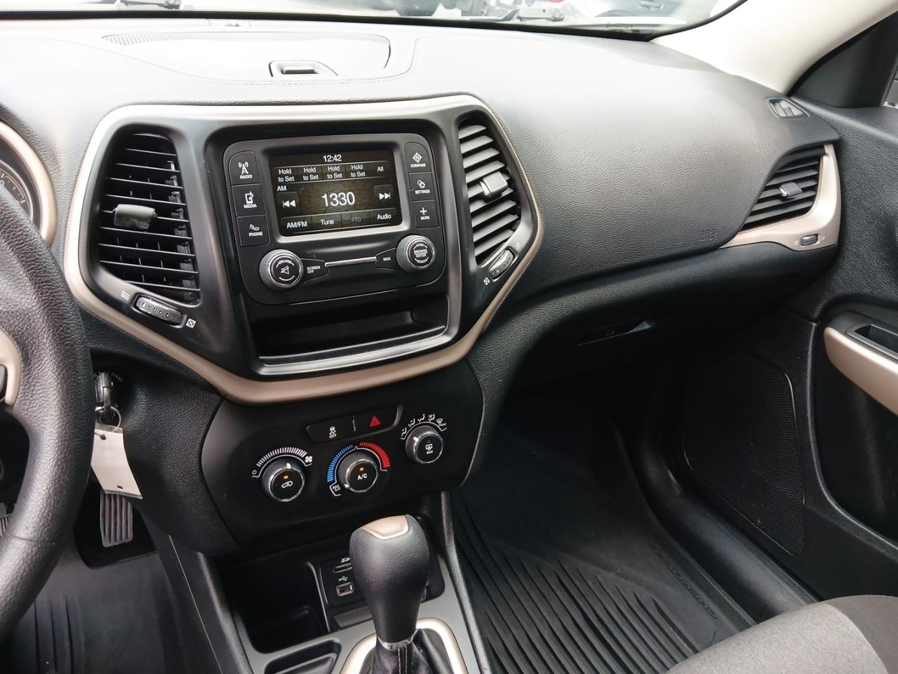 Jeep Cherokee Latitude FWD 2018