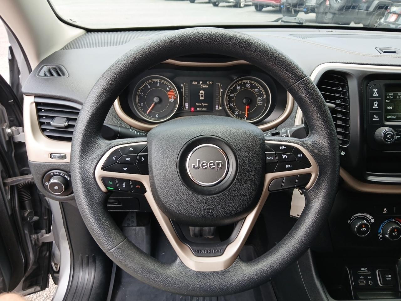 Jeep Cherokee Latitude FWD 2018
