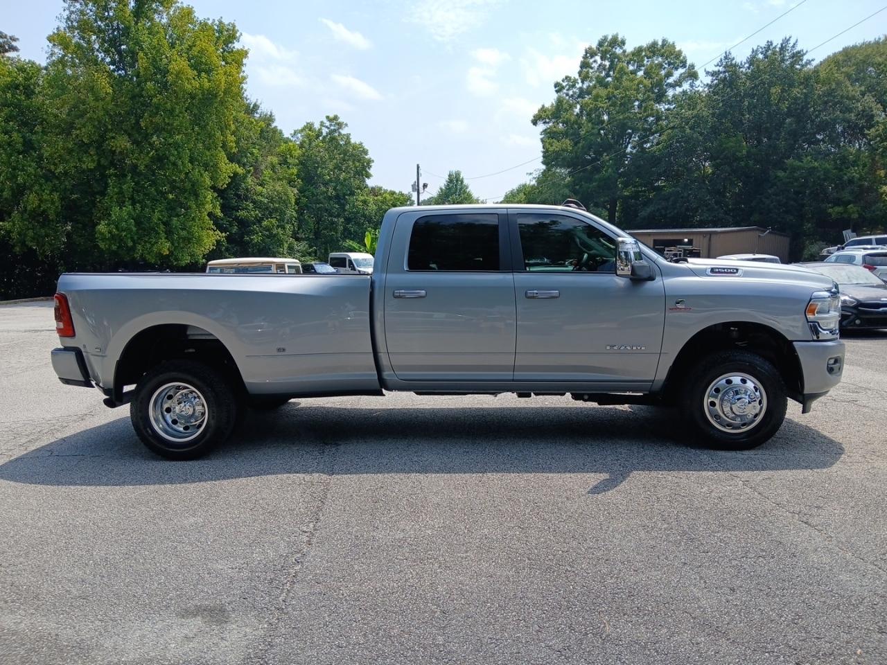 RAM 3500 Laramie Crew Cab LWB 4WD DRW 2024
