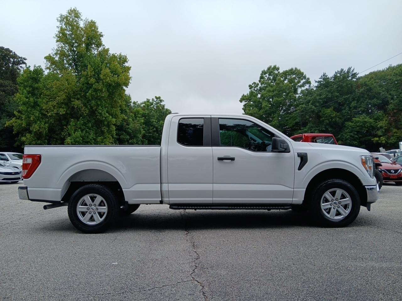 Ford F-150 2WD SuperCab 145" XL 2022