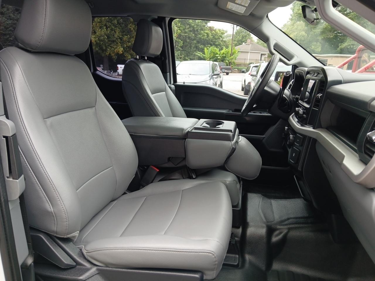 Ford F-150 2WD SuperCab 145" XL 2022