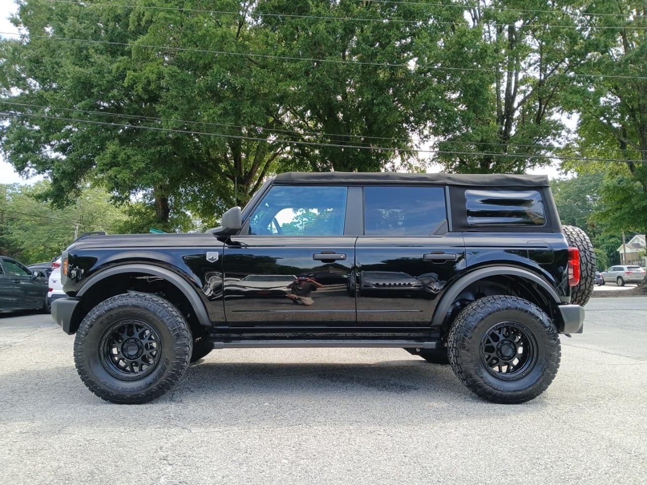 Ford Bronco Base 4-Door 2022