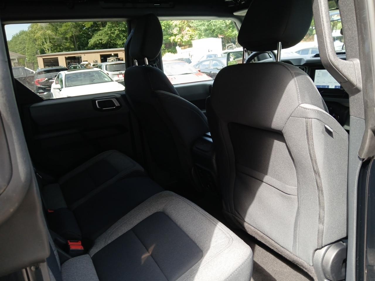 Ford Bronco Base 4-Door 2022