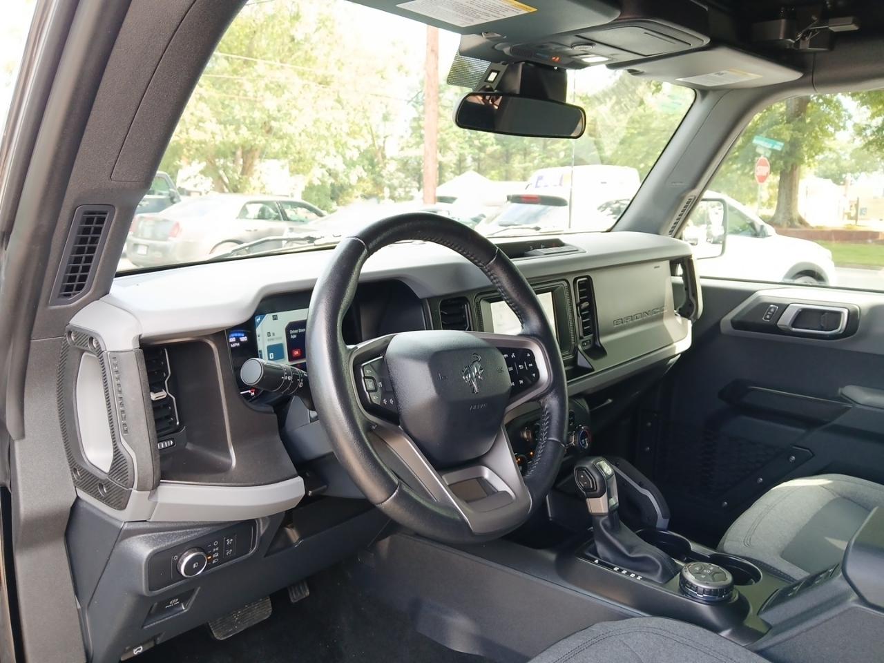Ford Bronco Base 4-Door 2022
