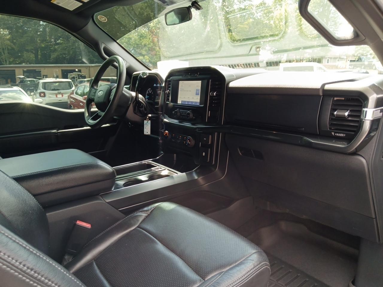 Ford F-150 4WD SuperCrew 145" STX 2021