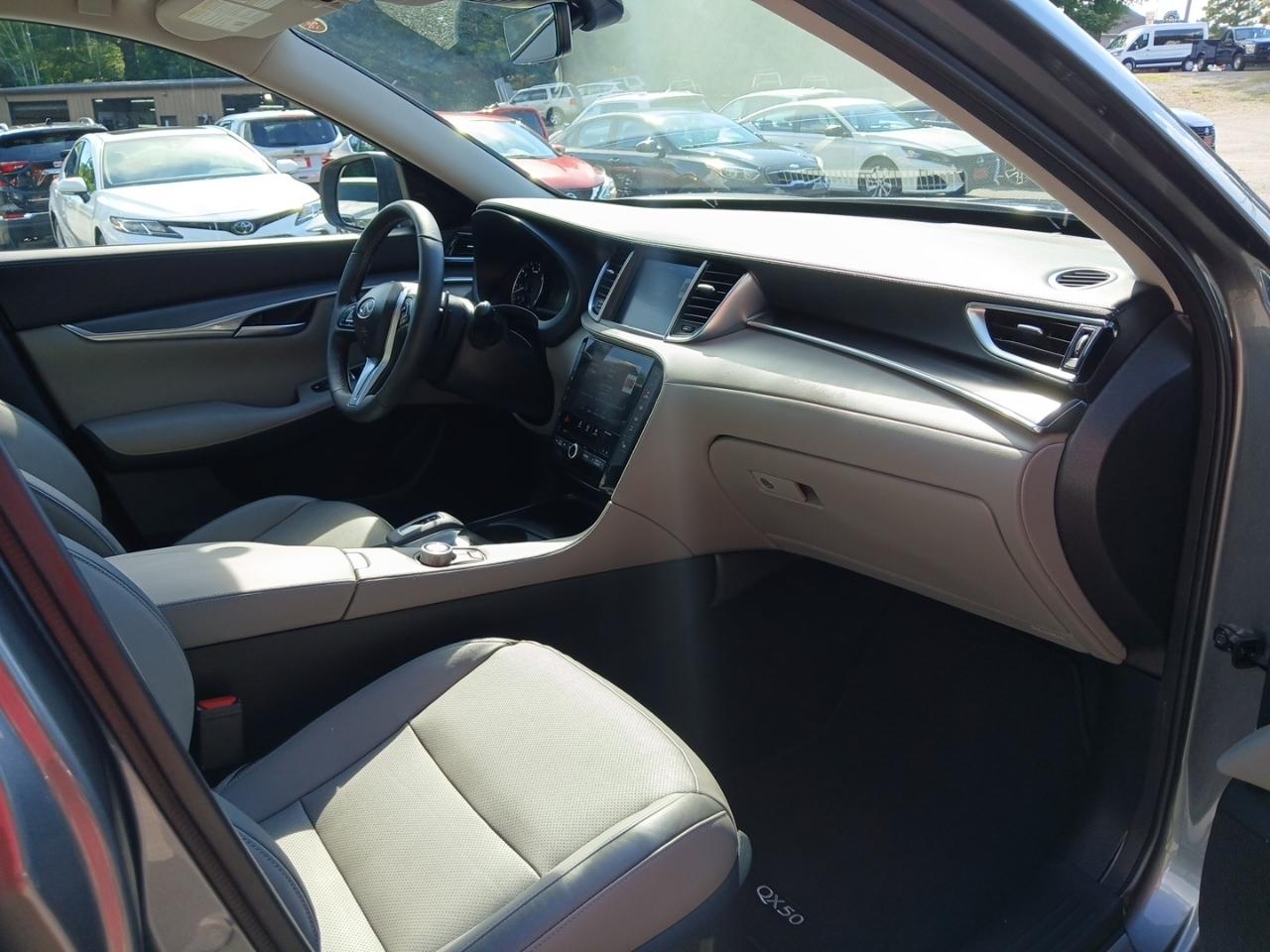 Infiniti QX50 LUXE 2024