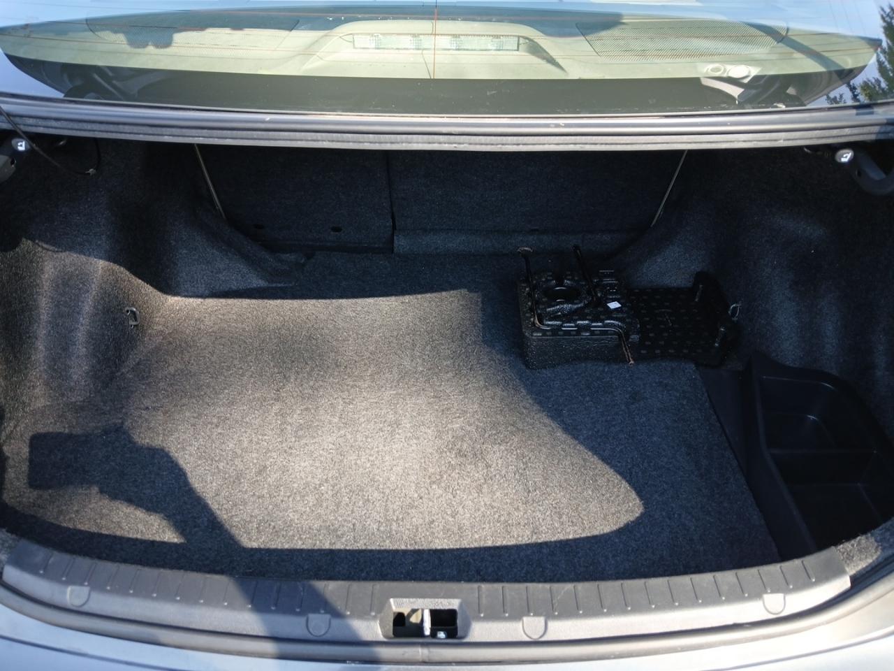 Toyota Corolla S 4-Speed AT 2009