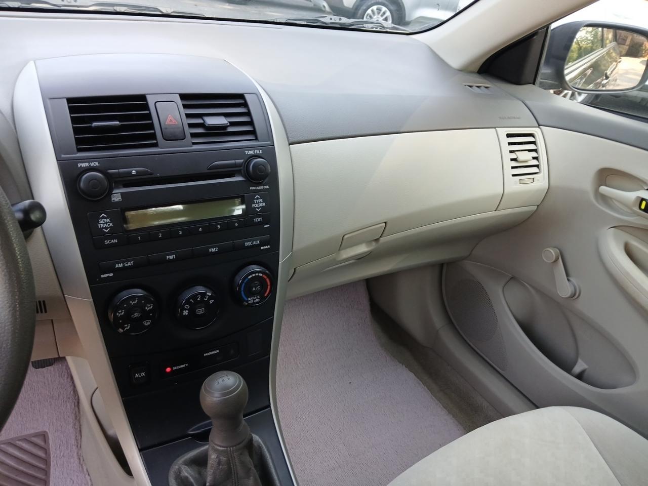 Toyota Corolla S 4-Speed AT 2009
