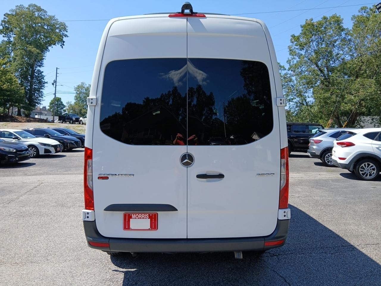 Mercedes-Benz Sprinter 2500 2024
