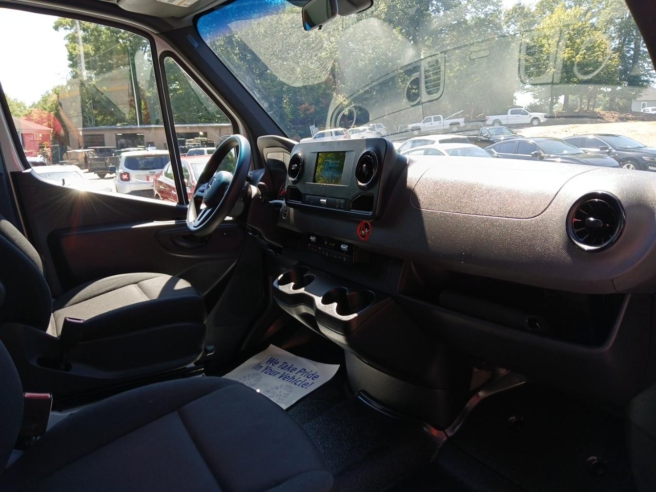 Mercedes-Benz Sprinter 2500 2024