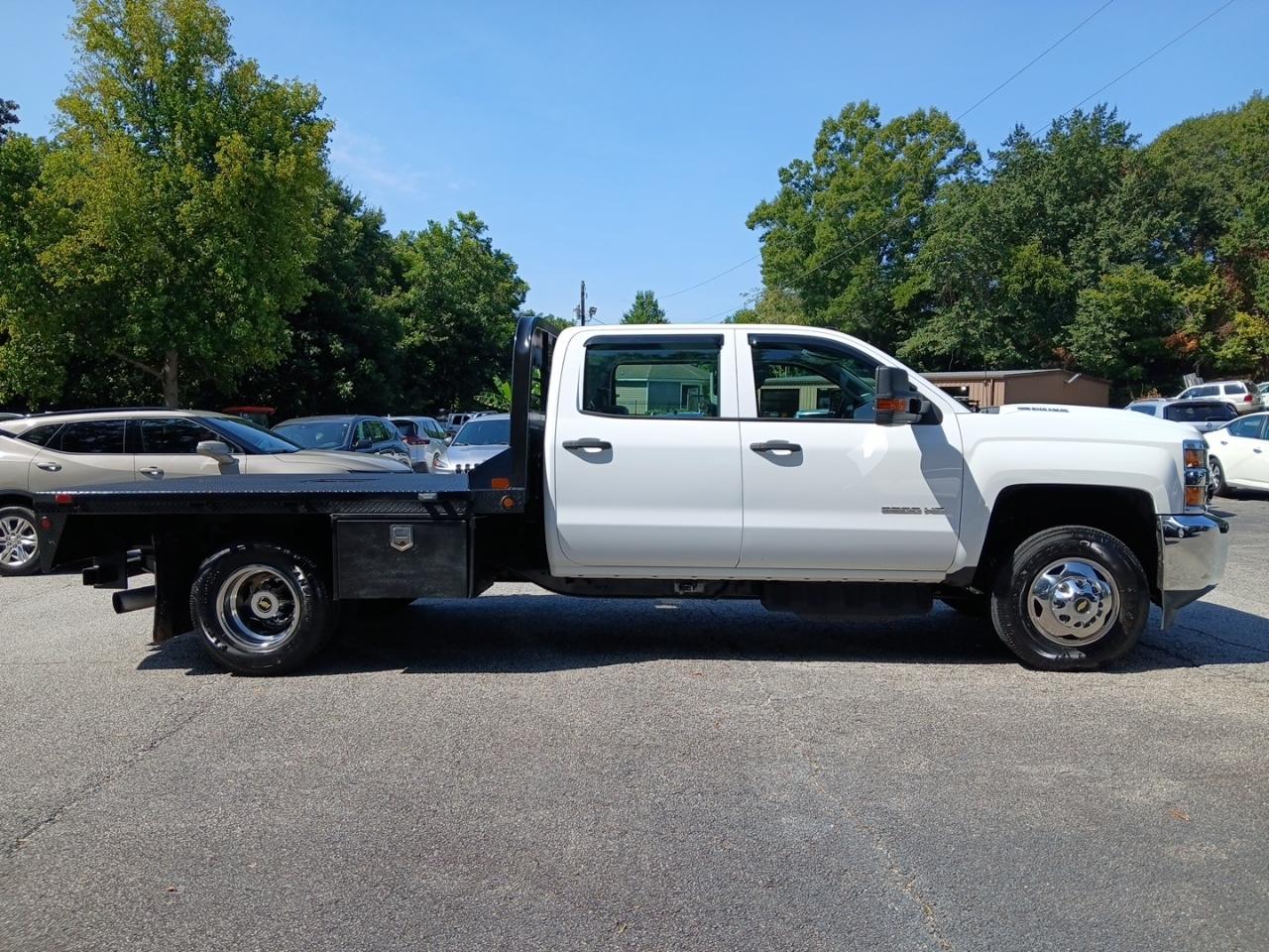 Chevrolet Silverado 3500HD Work Truck Crew Cab 4WD 2017