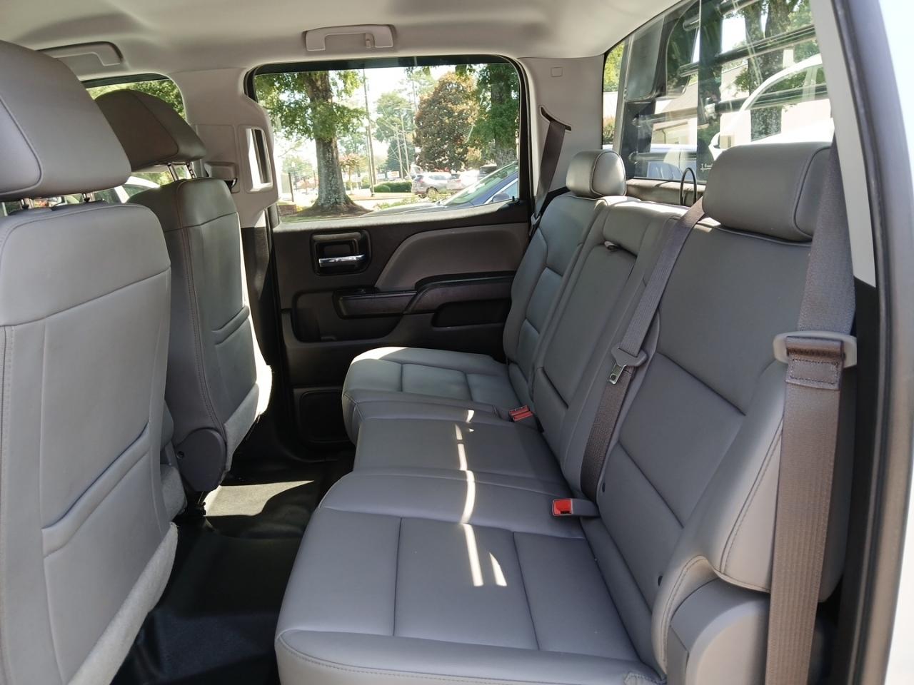 Chevrolet Silverado 3500HD Work Truck Crew Cab 4WD 2017