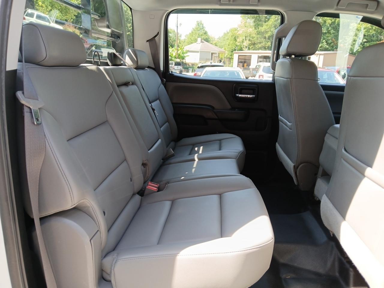 Chevrolet Silverado 3500HD Work Truck Crew Cab 4WD 2017