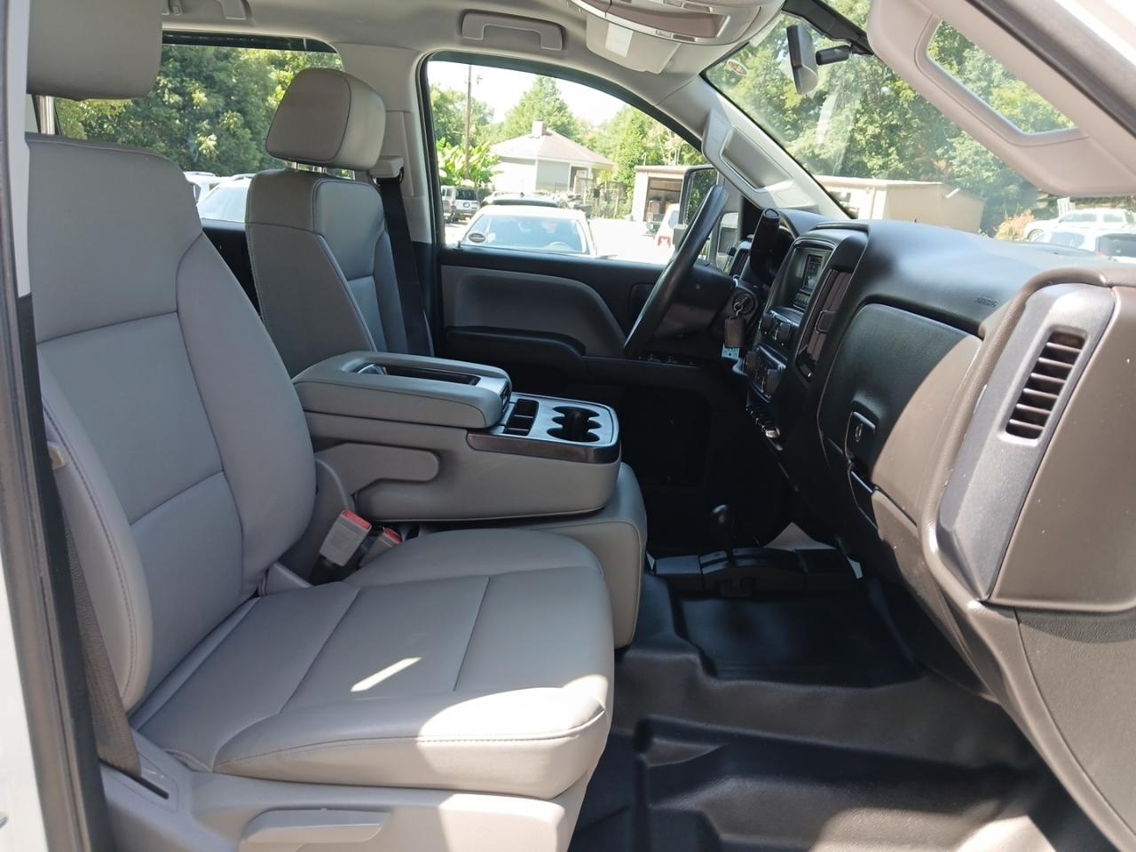 Chevrolet Silverado 3500HD Work Truck Crew Cab 4WD 2017