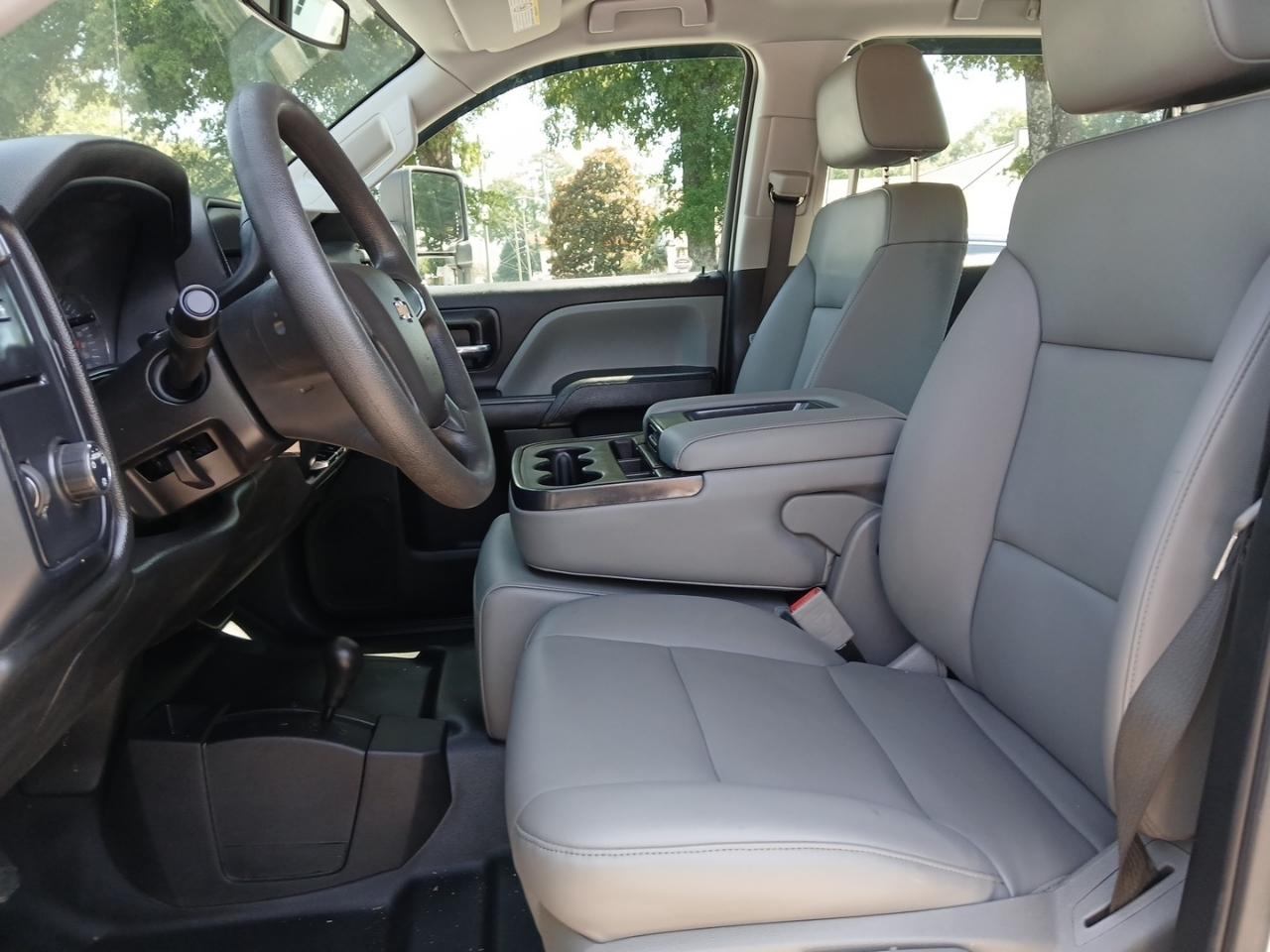 Chevrolet Silverado 3500HD Work Truck Crew Cab 4WD 2017
