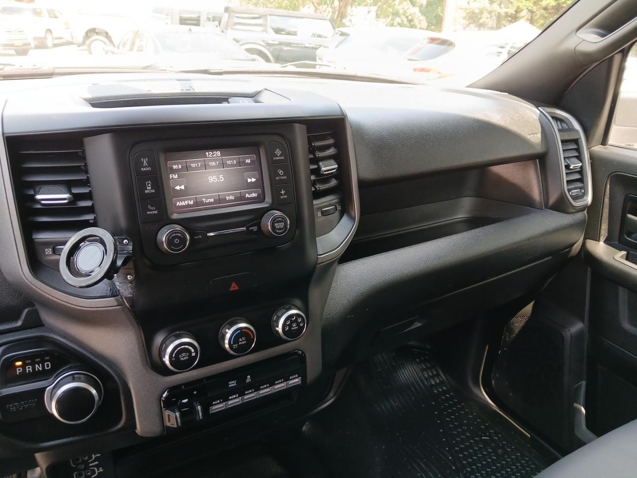 RAM 2500 ST Crew Cab LWB 2WD 2022