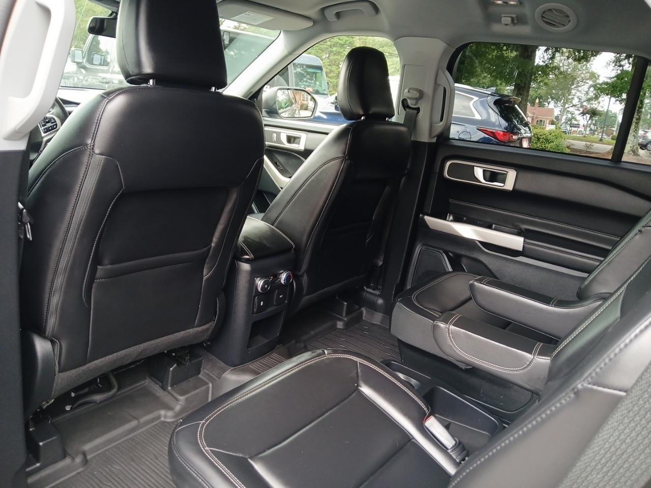 Ford Explorer AWD 4dr XLT 2021
