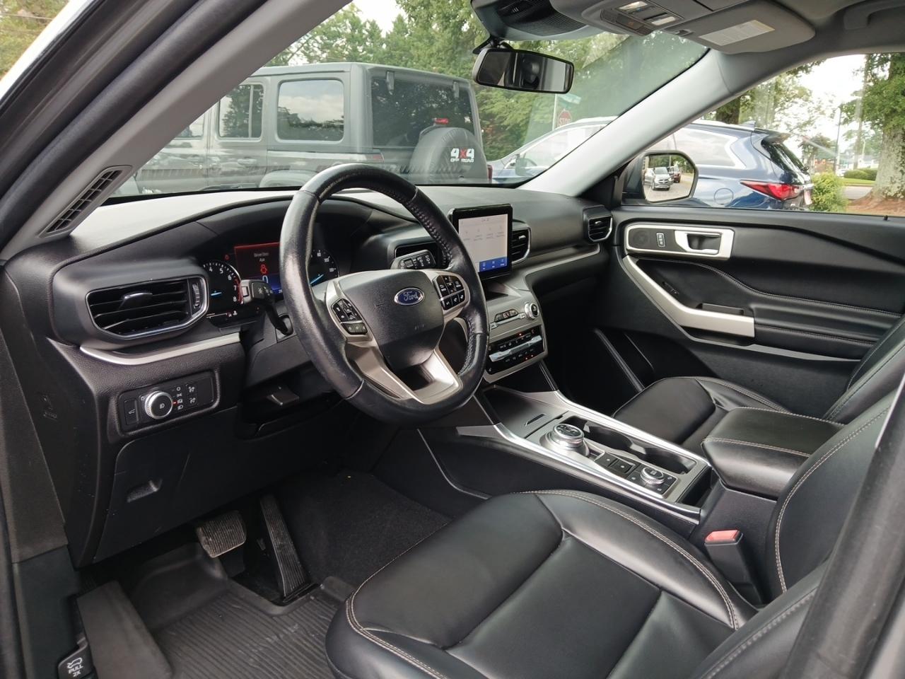 Ford Explorer AWD 4dr XLT 2021
