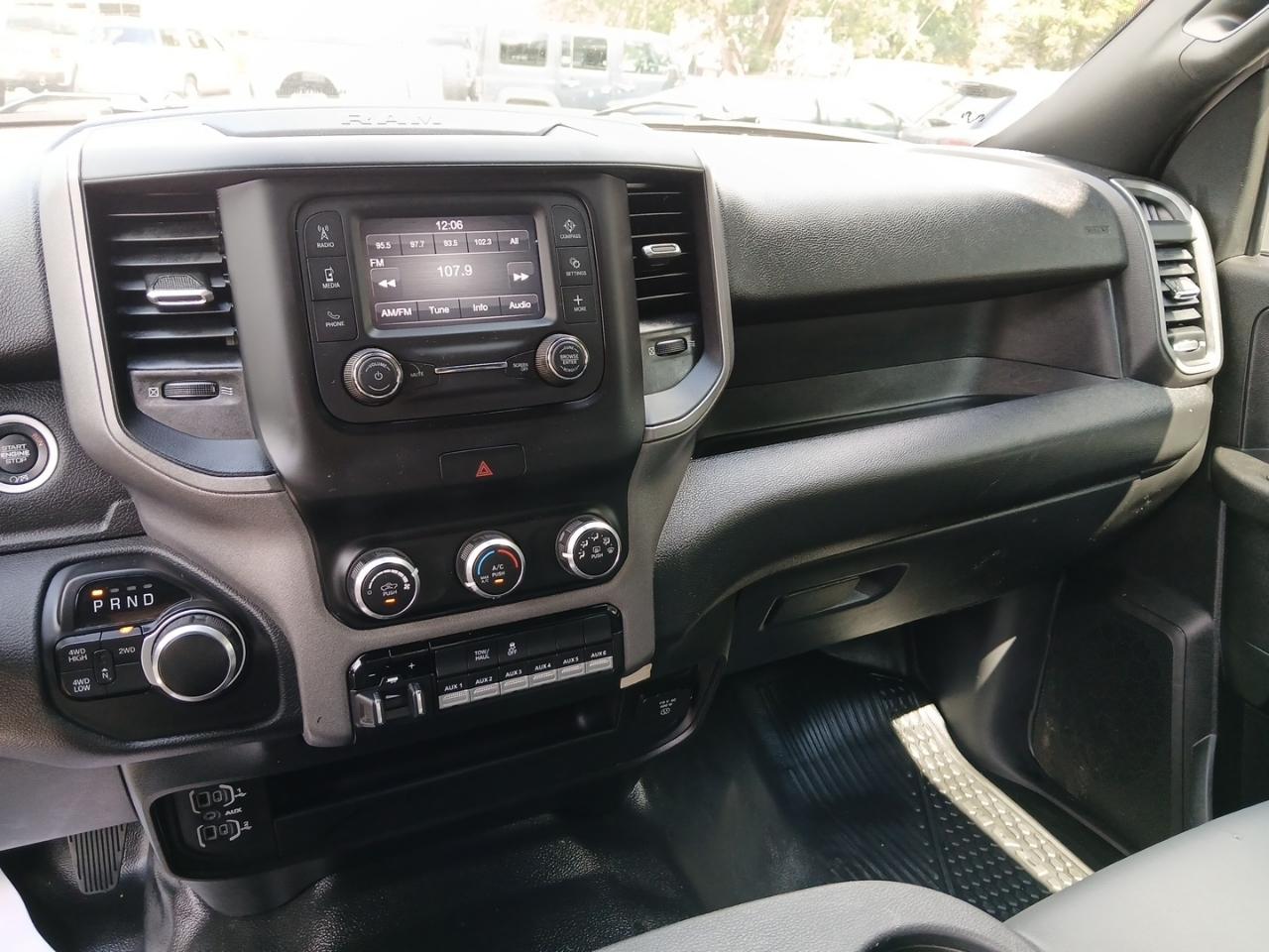 RAM 2500 ST Crew Cab LWB 4WD 2022