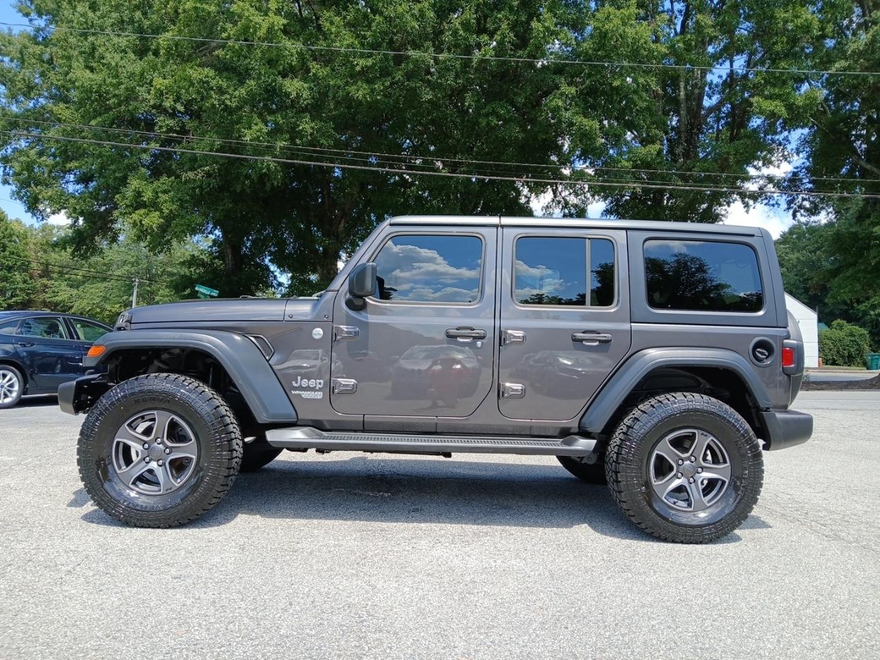 Jeep Wrangler Unlimited Sport 2018